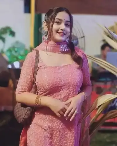 Call Girls Nasrullaganj Cash On Delivery