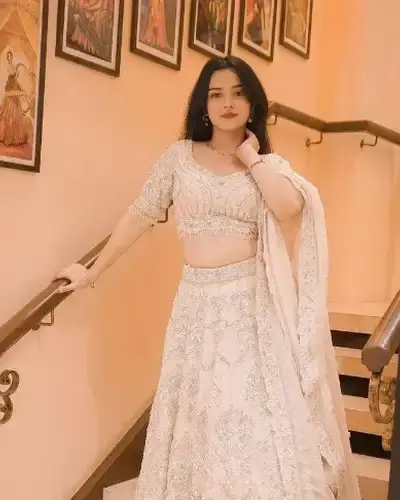Escort Nasrullaganj